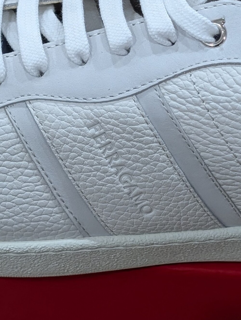 $880 Mens Ferragamo "Achille 1" Low-Top Leather Sneakers White US 11 - Picture 4 of 11